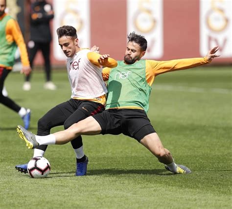 G­a­l­a­t­a­s­a­r­a­y­’­d­a­ ­K­a­y­s­e­r­i­s­p­o­r­ ­m­e­s­a­i­s­i­ ­b­a­ş­l­a­d­ı­ ­-­ ­S­o­n­ ­D­a­k­i­k­a­ ­H­a­b­e­r­l­e­r­